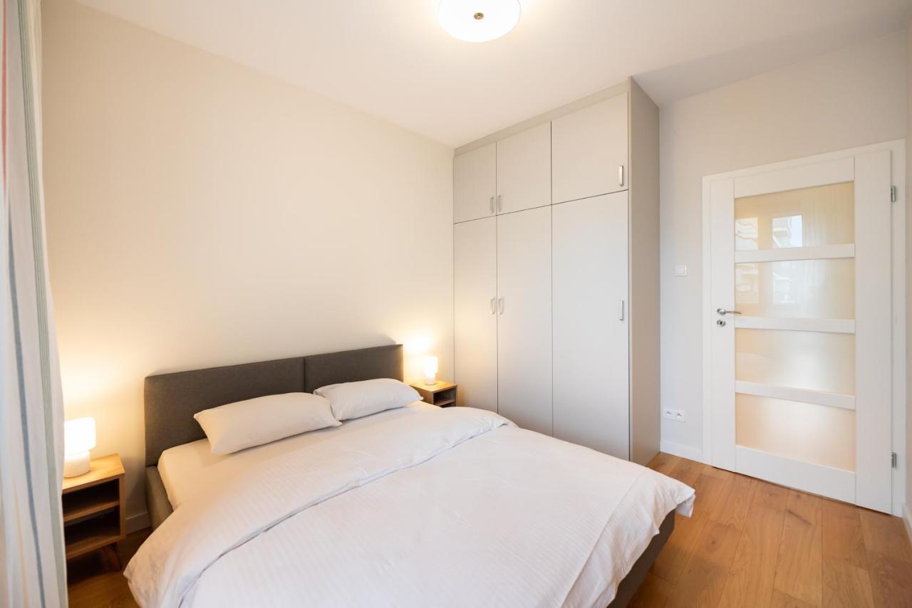 Sokratesa Estate Ideal Apartment Варшава Екстериор снимка